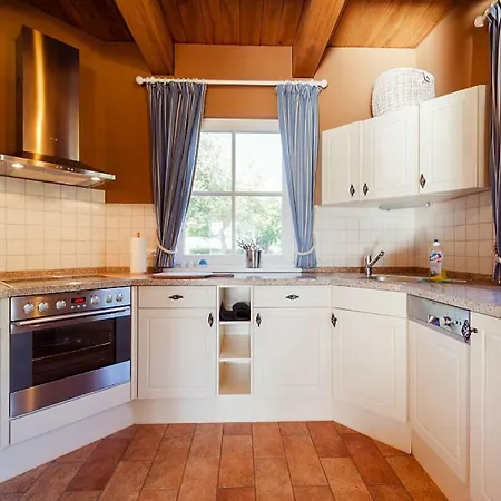 Holiday Homes Am Peenestrom - Dos081013-fyb